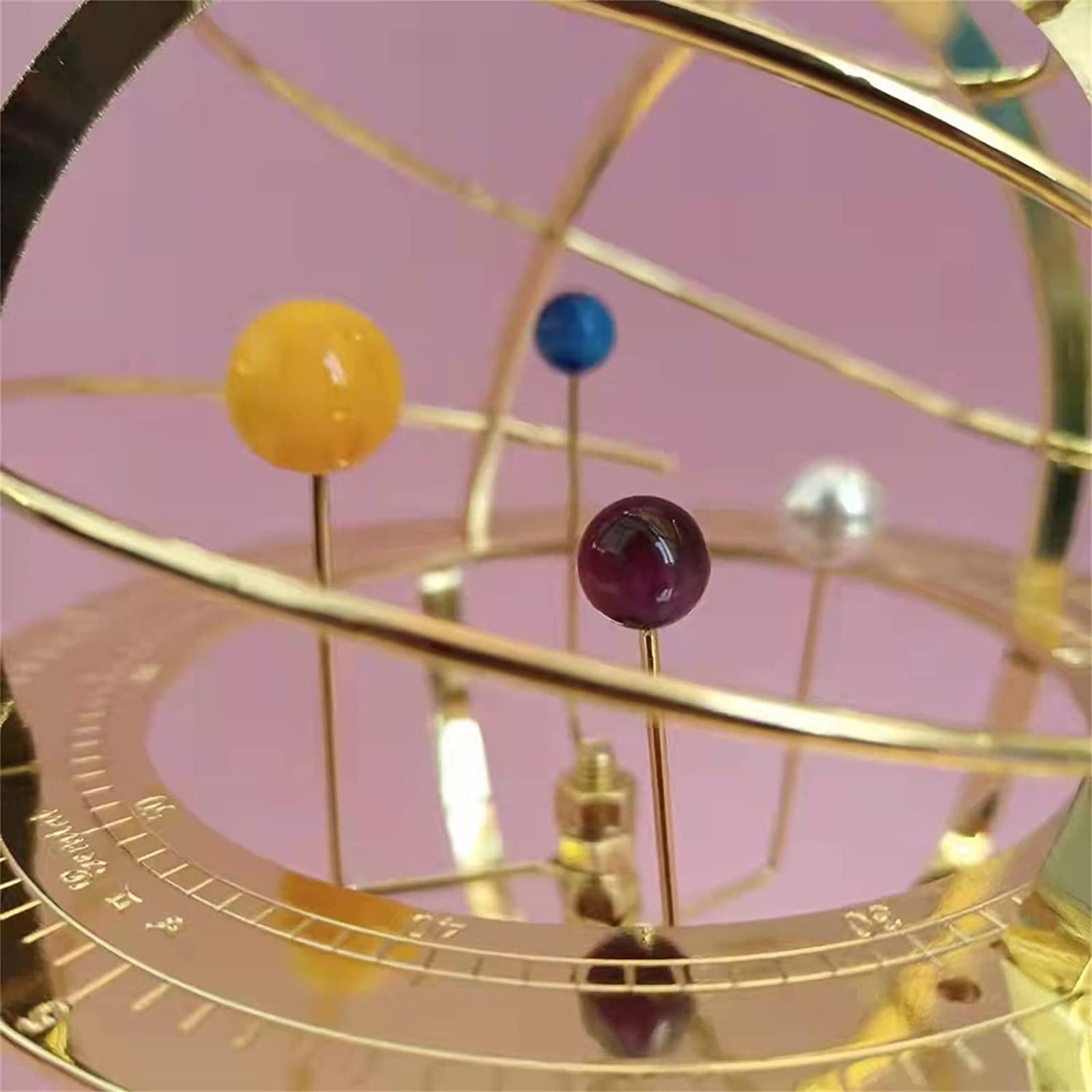 Obracający się metalowy orname – Solar System Model recenzja i cena